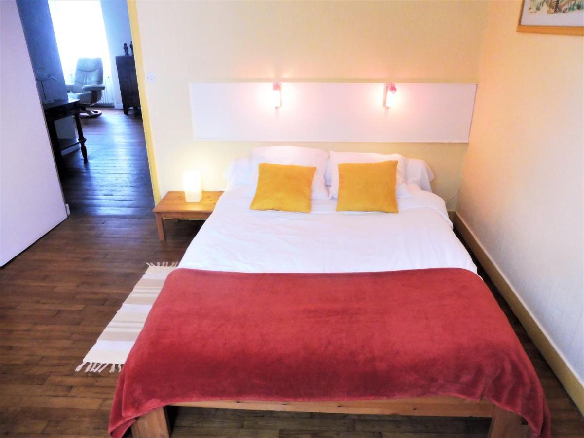 Ty Lireu Bed & Breakfast กงการ์โน ภายนอก รูปภาพ